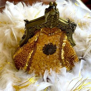 Beautiful like new, hand crafted, indian style.